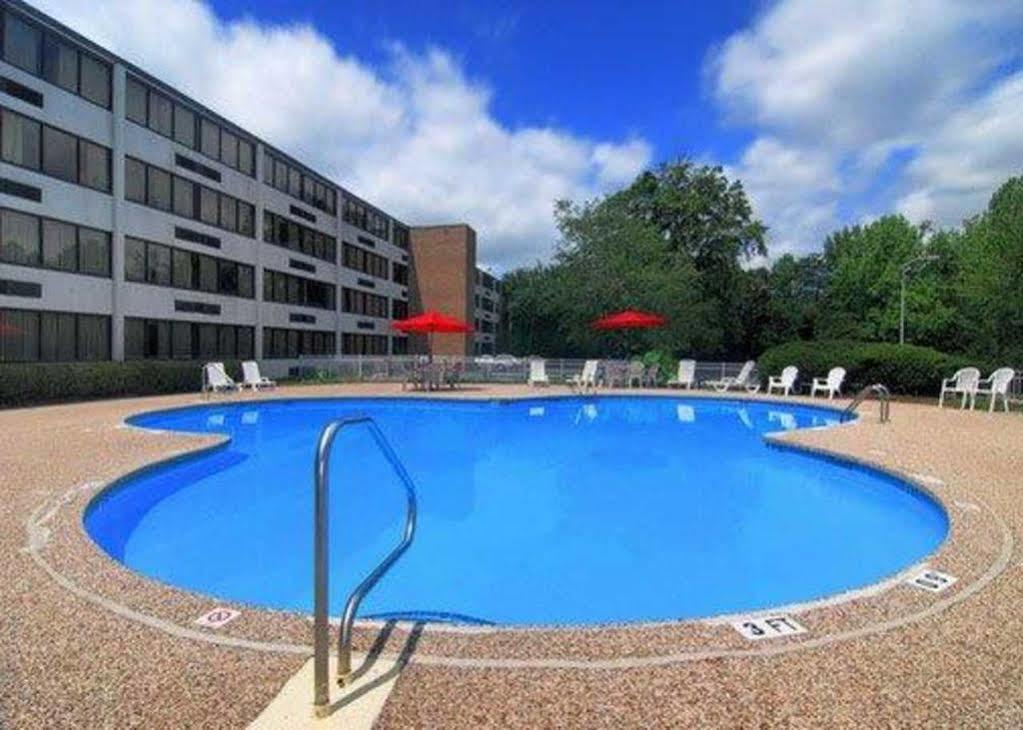 Red Lion Hotel Charlotte Exterior foto